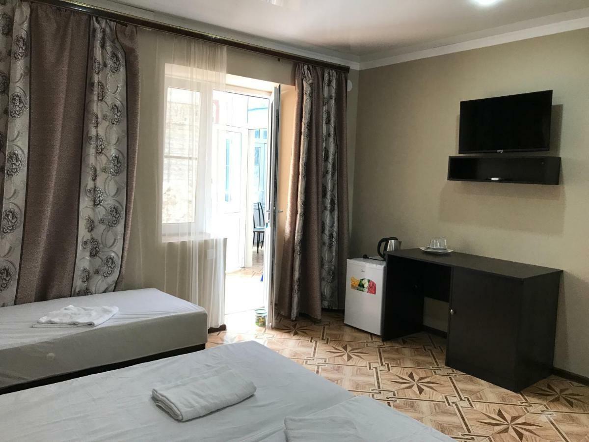 Ainar Hotel กากรา ภายนอก รูปภาพ